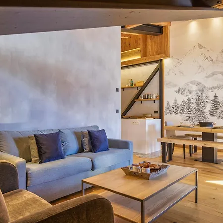 La Ferme A Roland In - Out - Happy * Chamonix