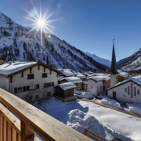 La Ferme A Roland Cozy Mountain Style 2br For 6 In/ski Out - Happy Chamonix