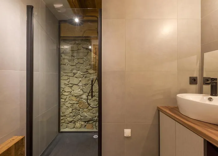 La Ferme A Roland In - Out - Happy *